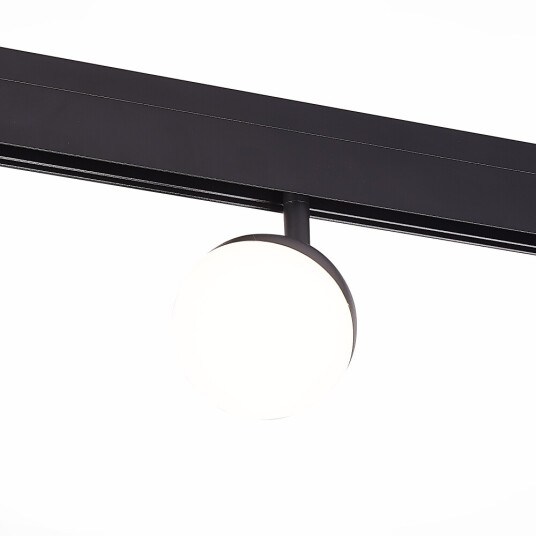 Фото ST358.446.07 Магнитный трековый светильник Черный LED 1*7W 4000K 520Lm Ra>80 120° IP20 L120xW90xH192 SKYLINE 48