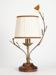 Фото Настольная лампа